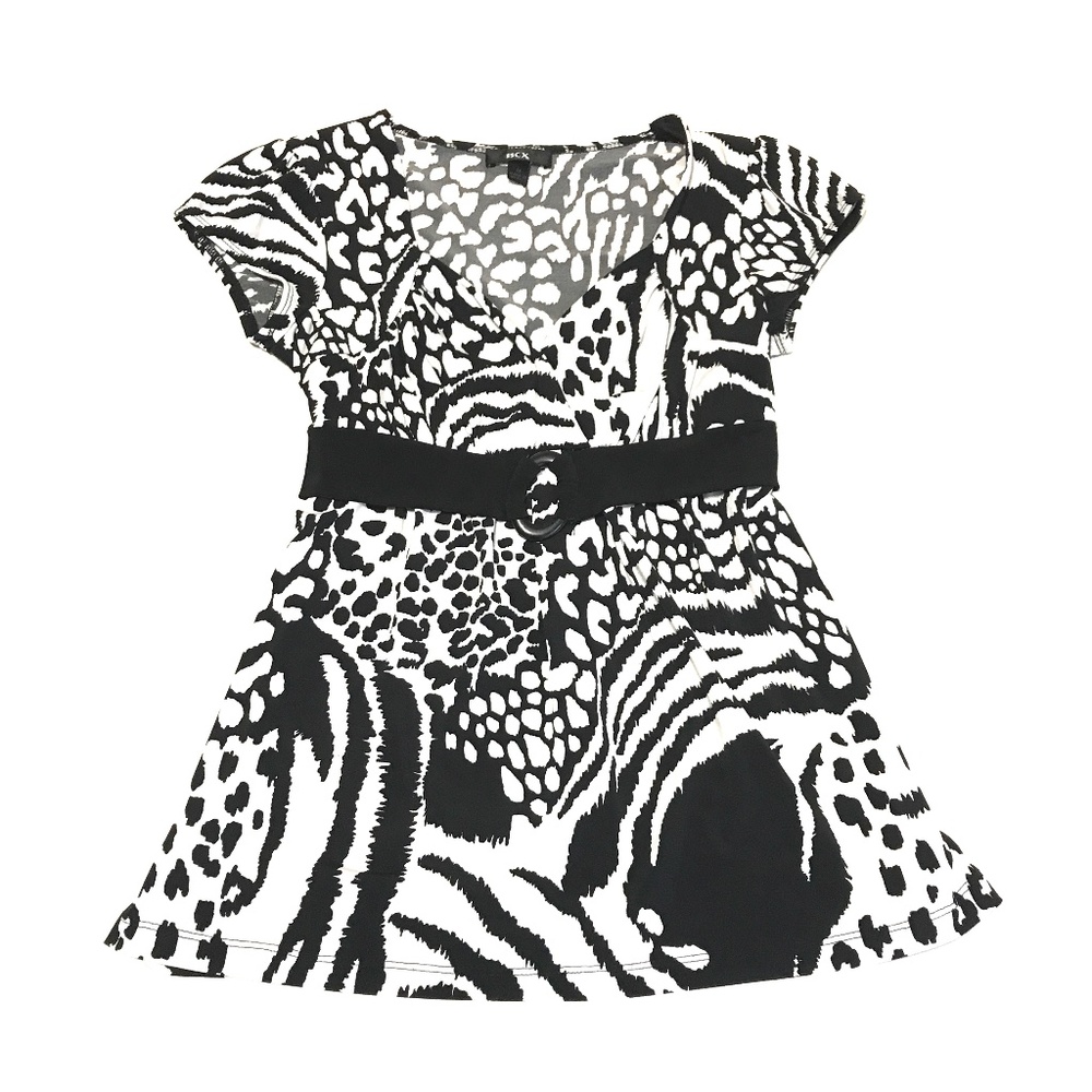 BCX Women's top black white Size S Small Stretch Blouse cap sleeve